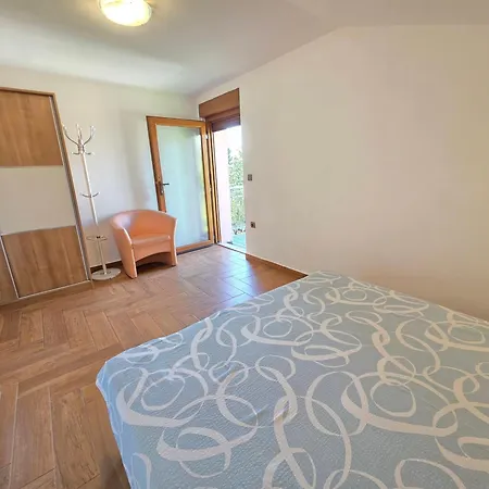 Jasminka 150m From The Sandy Crikvenica