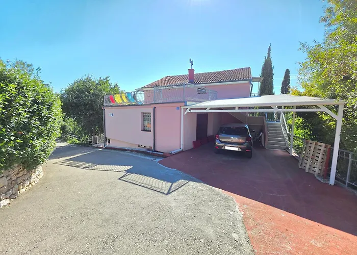 Apartamento Jasminka 150m From The Sandy Crikvenica