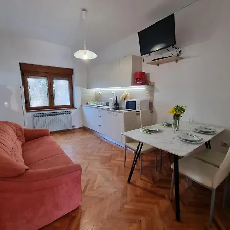 Apartman 150m From The Sandy Crikvenica