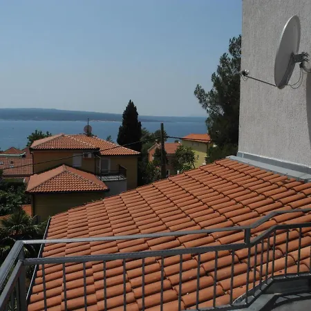 150m From The Sandy * Crikvenica