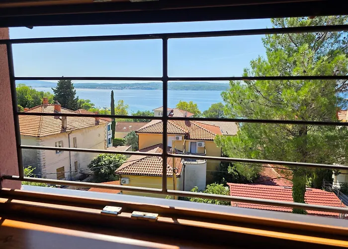 Apartman Jasminka 150m From The Sandy *