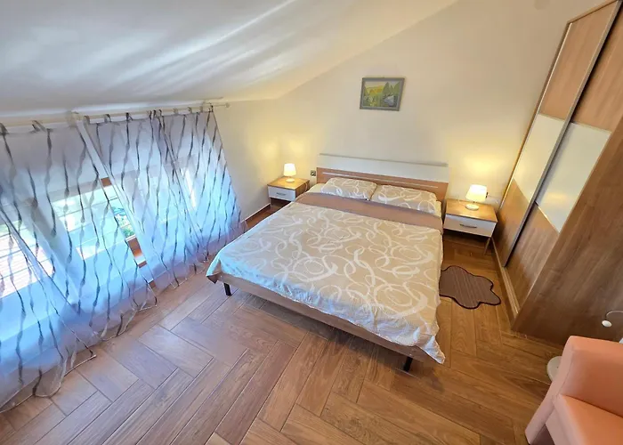 Jasminka 150m From The Sandy Apartman Crikvenica
