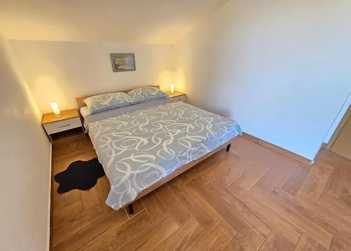 Apartman Jasminka 150m From The Sandy